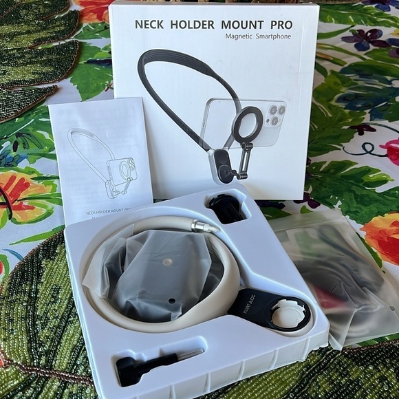 Brand New 3-in-1 Neck Phone Holder Magnetic Chest Mount GoPro Recording Magsafe - Picture 1 of 14